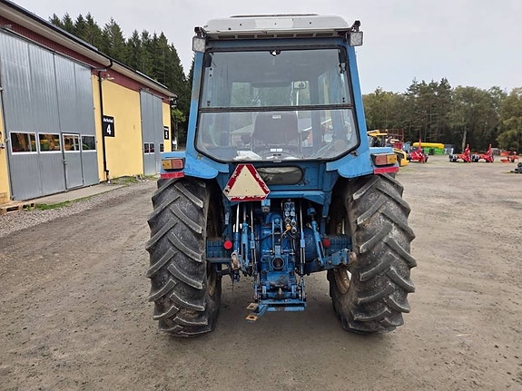 Ford 5610 3 of 10