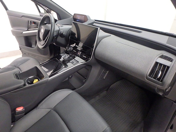 Subaru Solterra 20 of 22