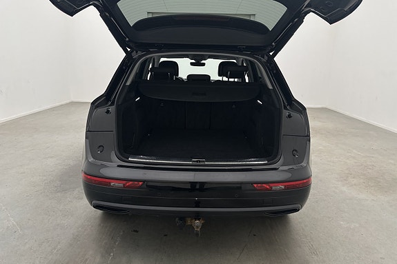 Audi Q5 8 of 30