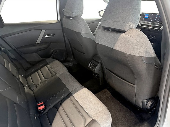 Citroen C4 X 15 of 18
