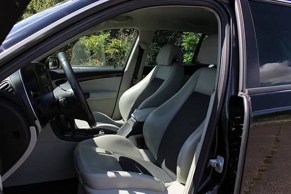 Saab 9-3 6 of 10