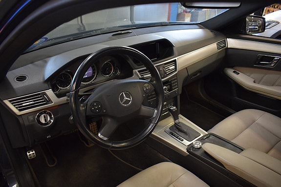 Mercedes-Benz E250 7 of 16