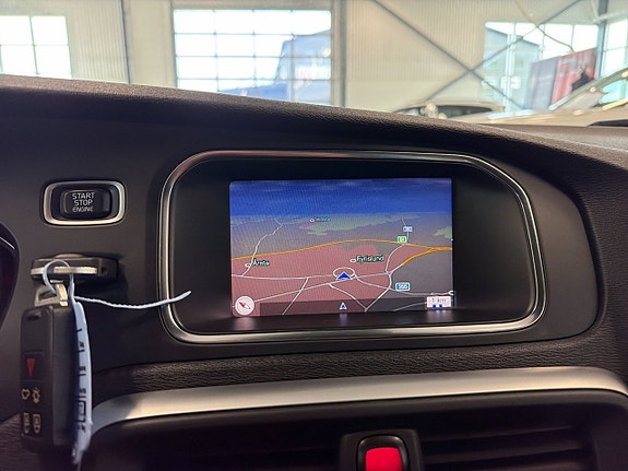 Volvo V40 18 of 22