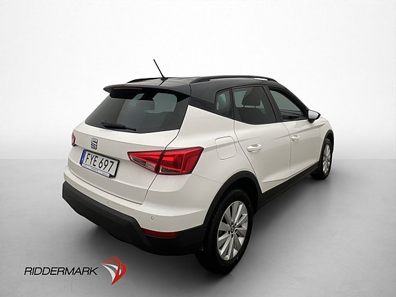 Seat Arona 8 of 26
