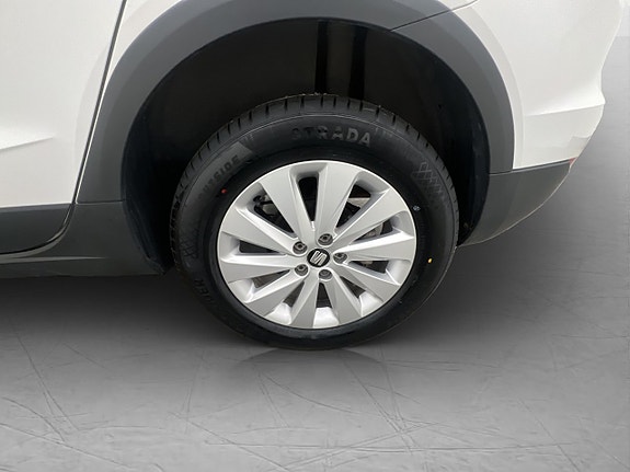 Seat Arona 26 of 26