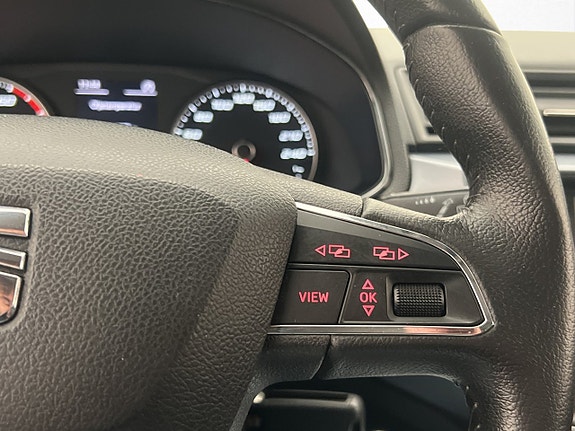 Seat Arona 14 of 26