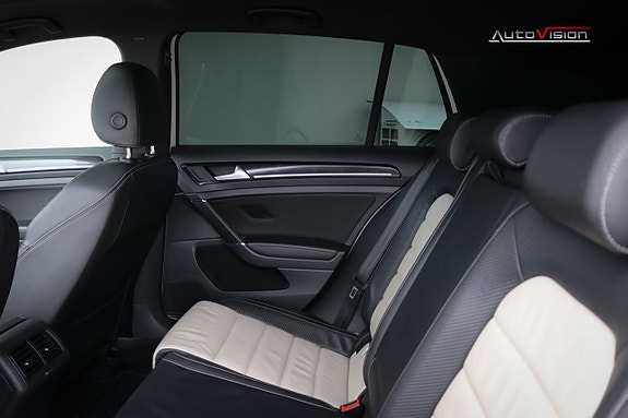 Volkswagen Golf I 27 of 30