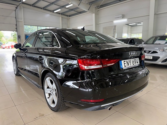 Audi A3 6 of 17