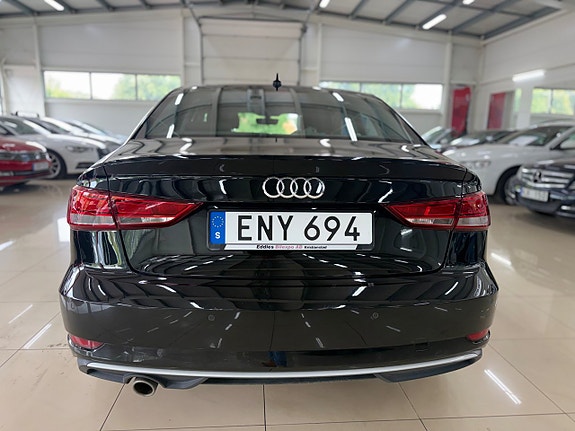 Audi A3 5 of 17