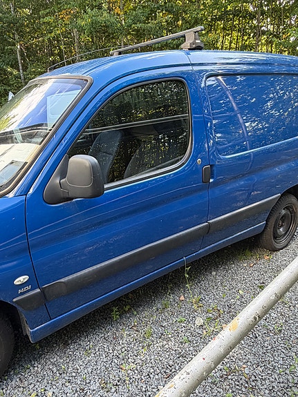 Peugeot Partner 2 of 5