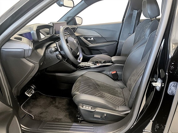 Peugeot 2008 4 of 18
