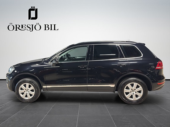 Volkswagen Touareg 2 of 24