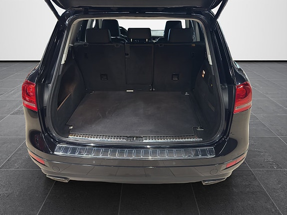 Volkswagen Touareg 22 of 24