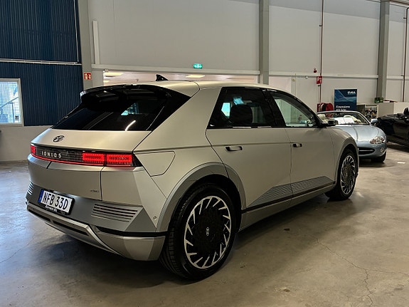 Hyundai Ioniq 5 5 of 30