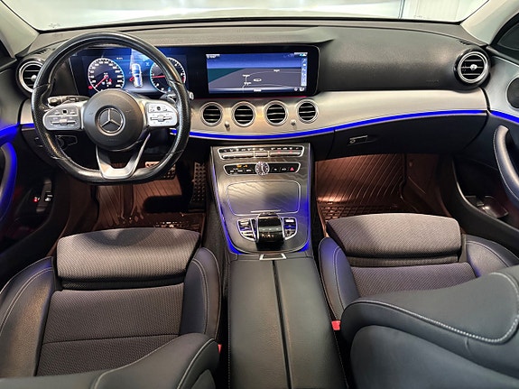 Mercedes-Benz E200 10 of 21