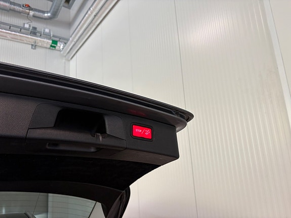 Mercedes-Benz E200 20 of 21