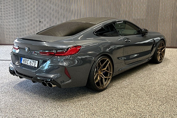BMW M8 4 of 13