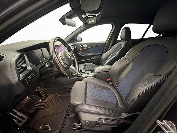 BMW 118i 11 of 29
