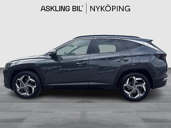 Hyundai Tucson 3 of 16