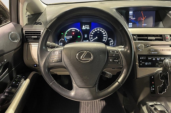 Lexus RX450h 13 of 17