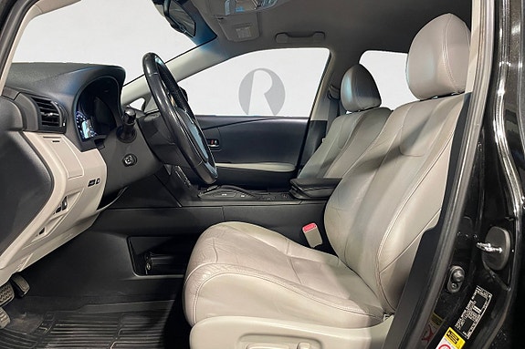 Lexus RX450h 3 of 17