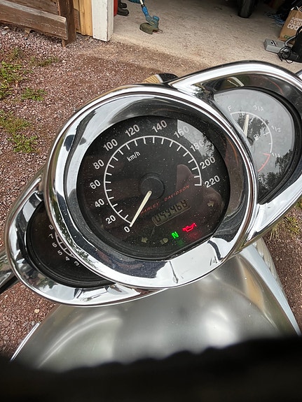 Harley-Davidson VRSCA V-Rod 7 of 9