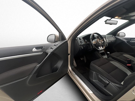 Volkswagen Tiguan 10 of 24