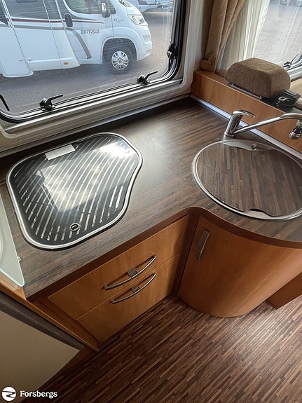 Hymer B 614 CL 12 of 21