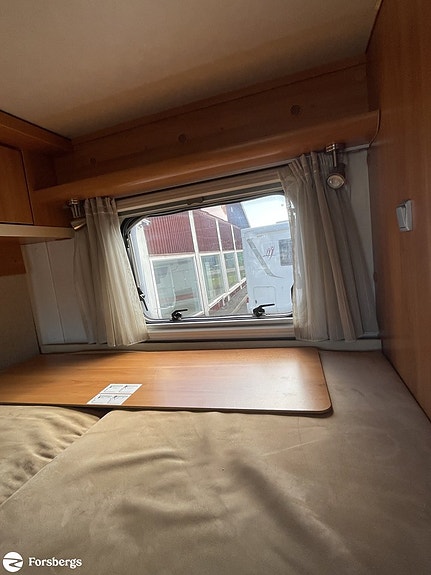 Hymer B 614 CL 19 of 21