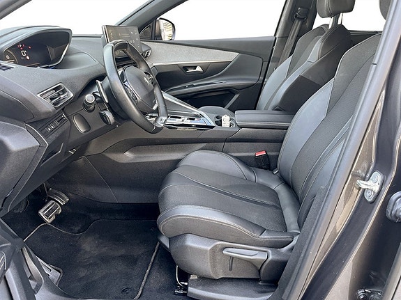 Peugeot 5008 4 of 16