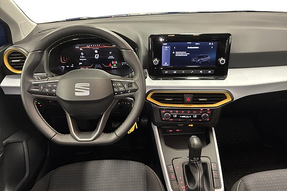 Seat Arona 11 of 22