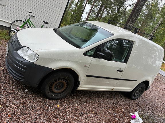 Volkswagen Caddy 2 of 3