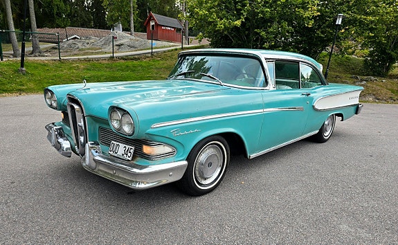 Edsel Pacer
