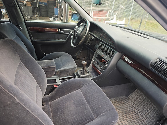 Audi A6 4 of 9