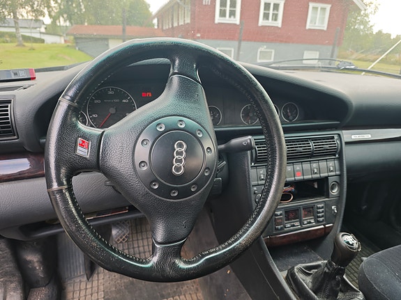 Audi A6 3 of 9
