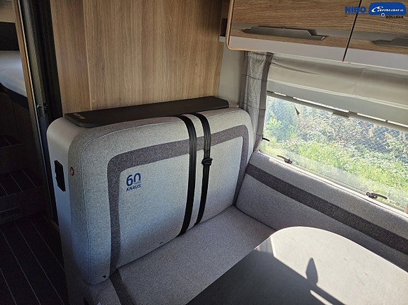 Knaus 650 MEG Sky wave (3500Kg) 18 of 19