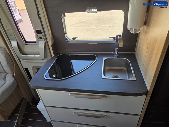 Knaus 650 MEG Sky wave (3500Kg) 9 of 19