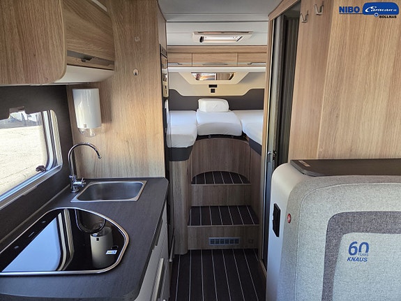 Knaus 650 MEG Sky wave (3500Kg) 16 of 19