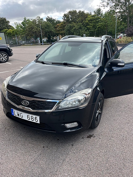 Kia Ceed 4 of 5