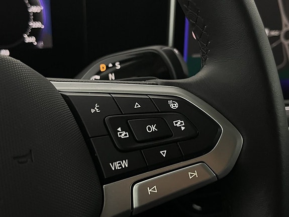 Volkswagen Passat 9 of 21