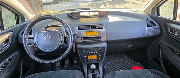 Citroen C4 5 of 6