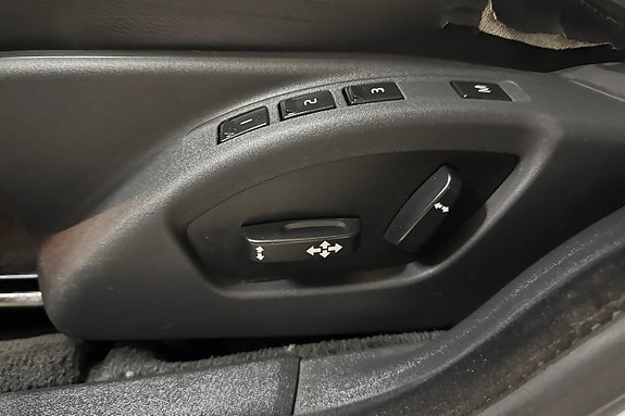 Volvo XC70 22 of 29