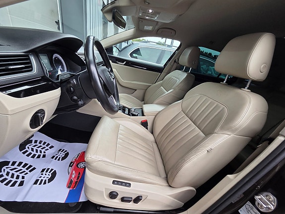 Skoda Superb 16 of 18
