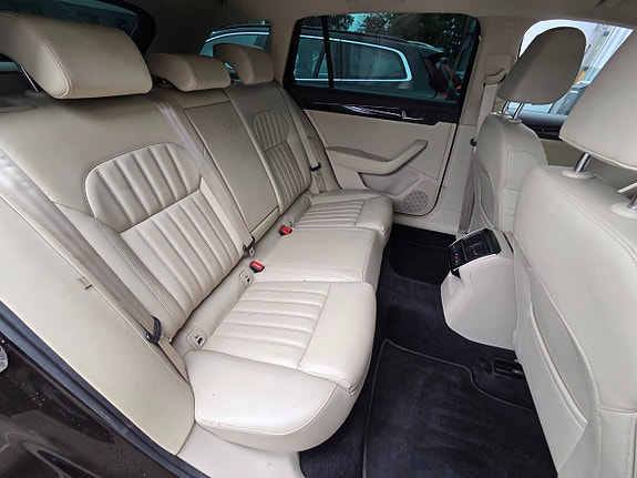 Skoda Superb 12 of 18