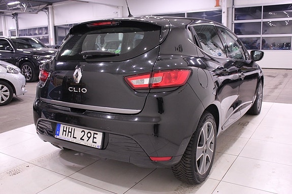 Renault Clio 8 of 26