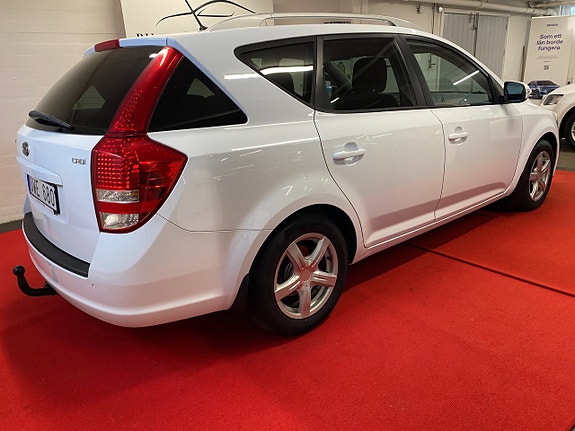 Kia Ceed 5 of 19