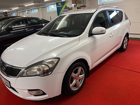 Kia Ceed 3 of 19