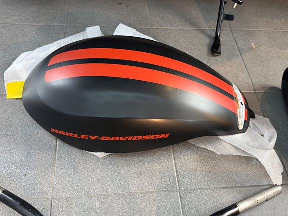 Harley-Davidson VRSCDXN Night Rod Special Acrapovic. Nybesiktigad 13 of 17