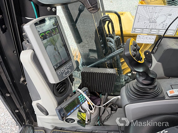 Grävmaskin CAT 323FL 18 of 27