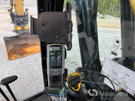 Grävmaskin CAT 323FL 15 of 27